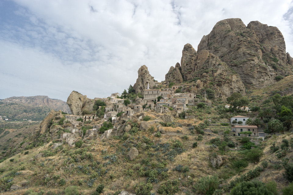 Pentedattilo